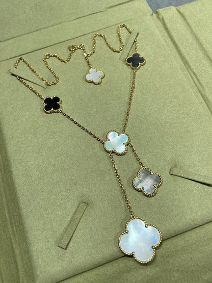 [Olivia JW]CLOVER 6 MOTIF MOP ONYX GOLD NECKLACE