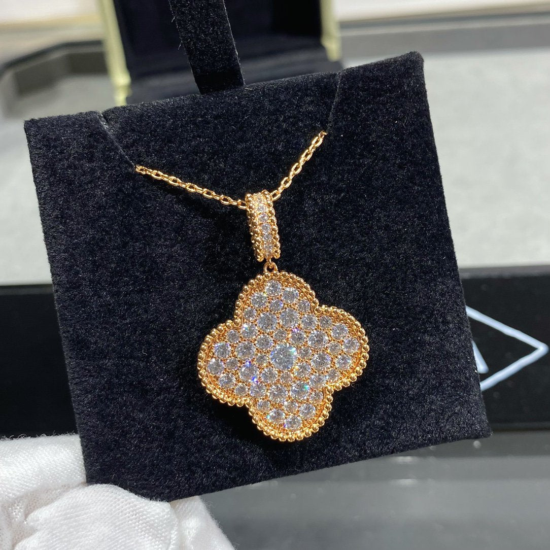 [Olivia JW]CLOVER 25MM LARGE PEDANT DIAMOND PAVED LONG NECKLACE