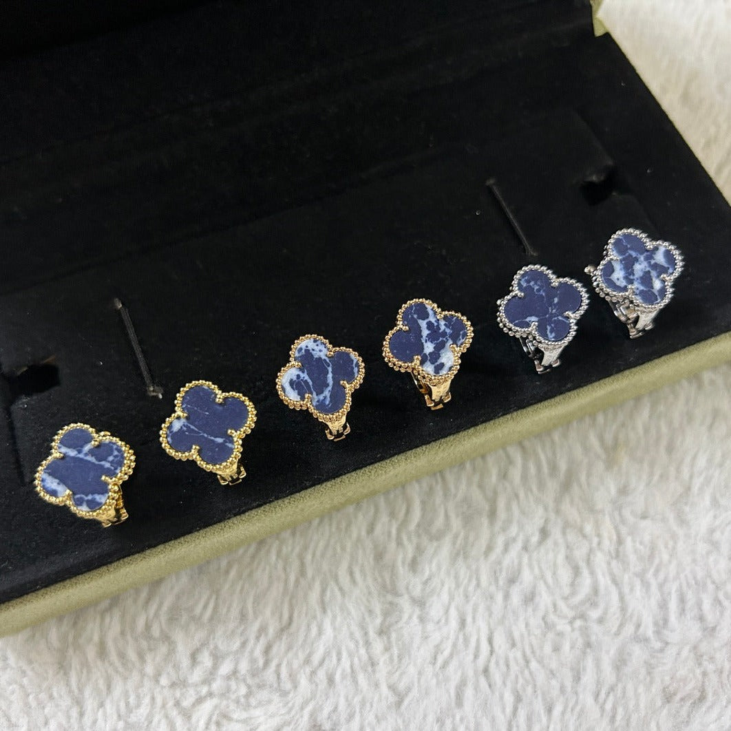 [Olivia JW]CLOVER PIETERSITE MEDIUM STUD EARRINGS