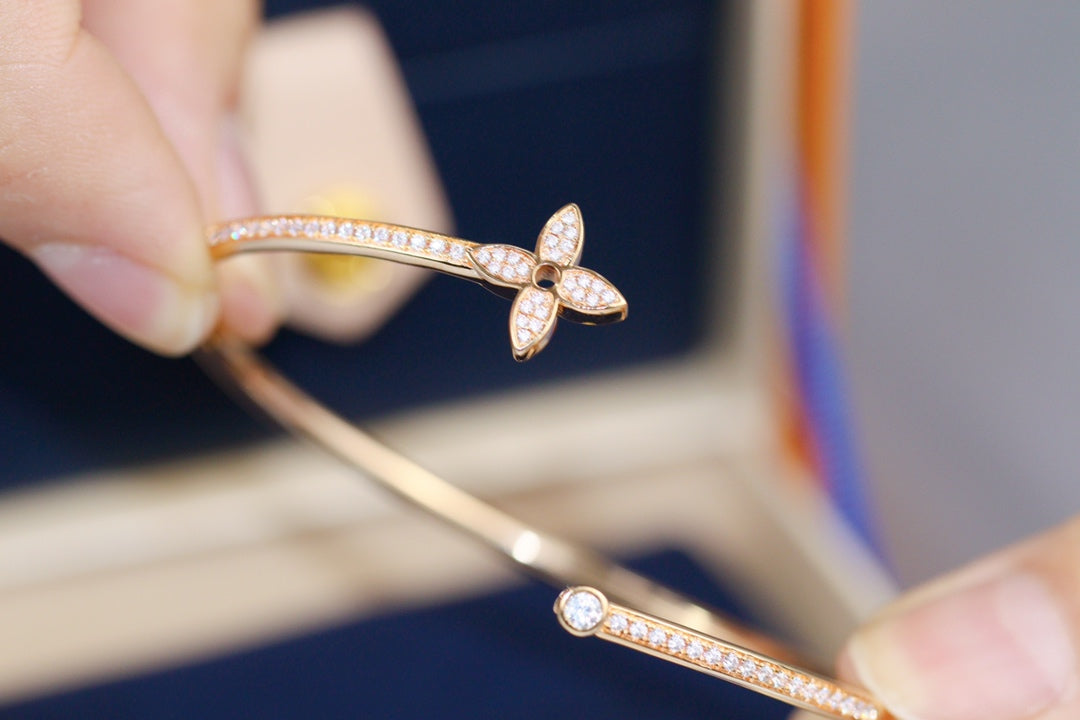[Olivia JW]IDYLLE PINK GOLD OPEN BRACELET DIAMOND PAVED