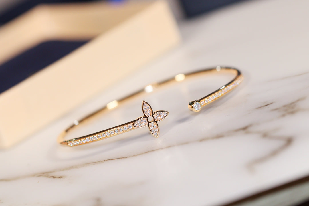 [Olivia JW]IDYLLE GOLD OPEN BRACELET DIAMOND PAVED
