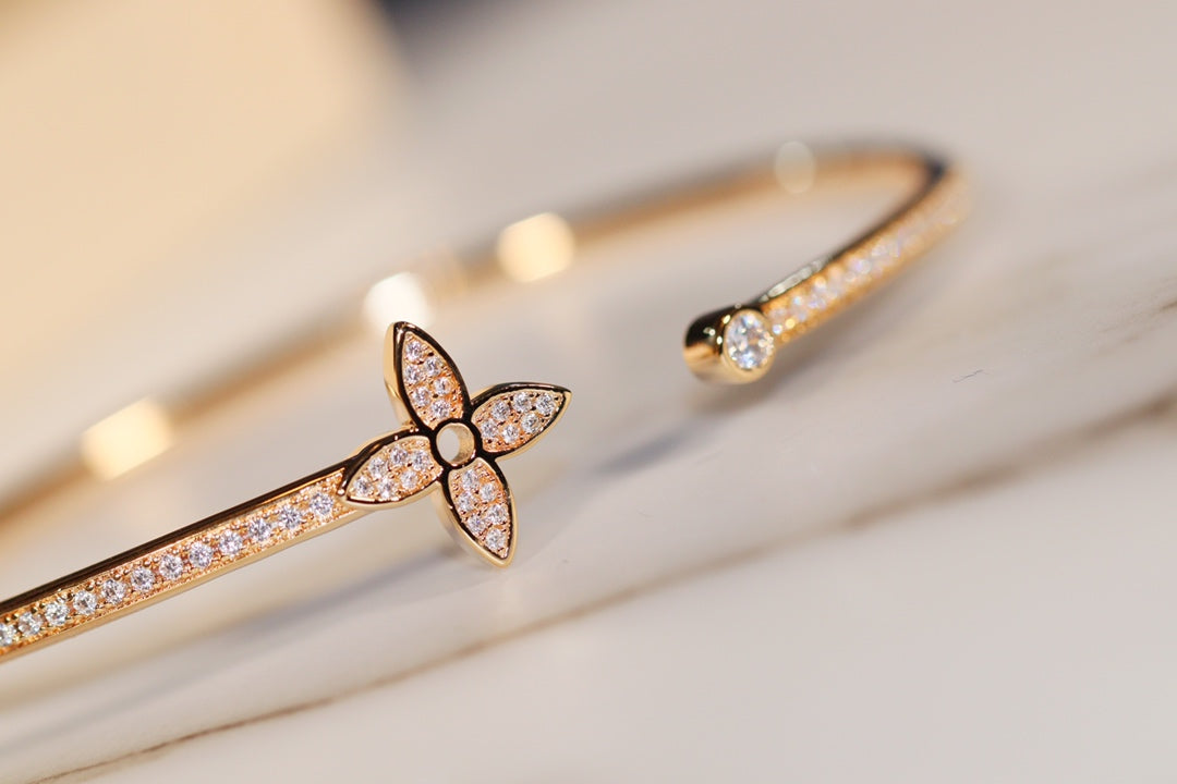 [Olivia JW]IDYLLE GOLD OPEN BRACELET DIAMOND PAVED