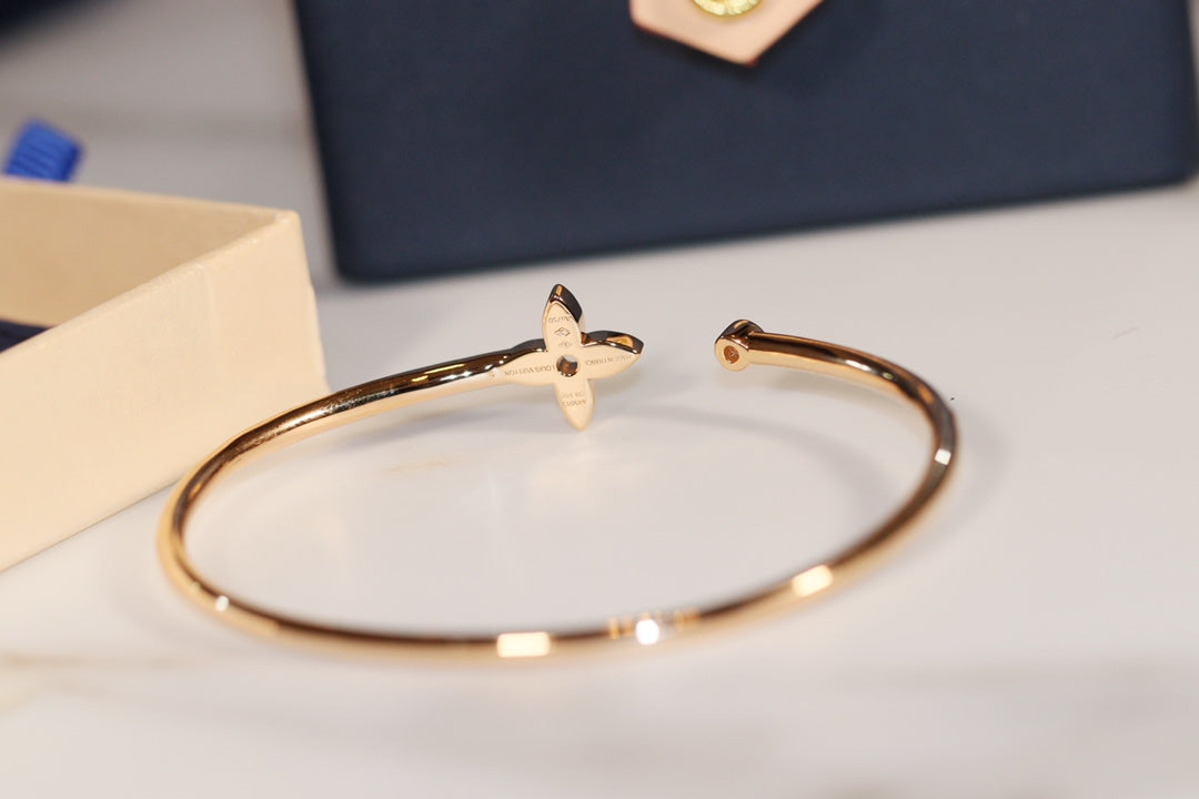 [Olivia JW]IDYLLE GOLD OPEN BRACELET DIAMOND PAVED