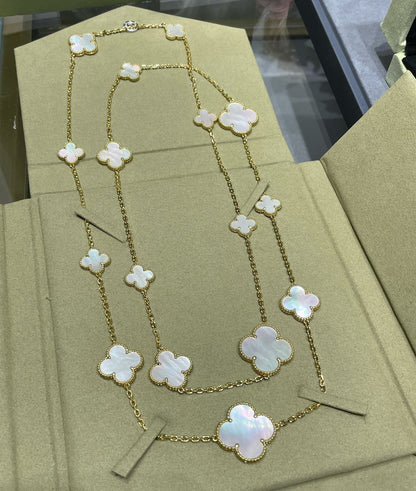 [Olivia JW]CLOVER 16 MOTIF WHITE MOP GOLD NECKLACE