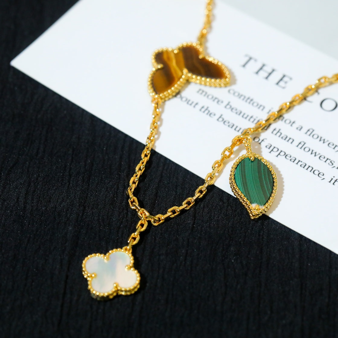 [Olivia JW]LUCKY SPRING 5 MOTIF GOLD BRACELET