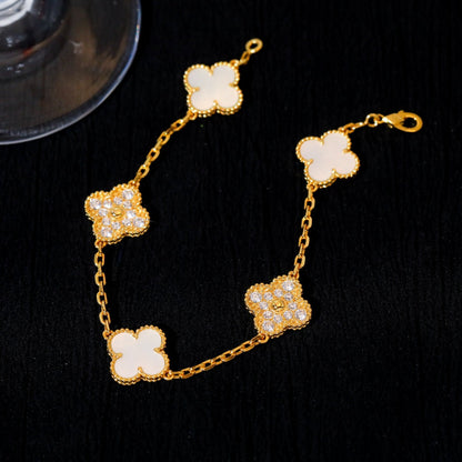 [Olivia JW]CLOVER BRACELET 5 MOTIF WHITE MOP DIAMOND