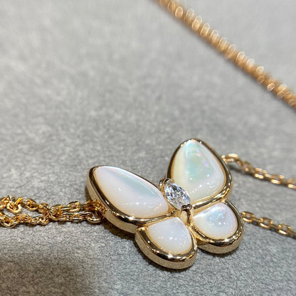 [Olivia JW]BUTTERFLY MOP DIAMOND NECKLACE