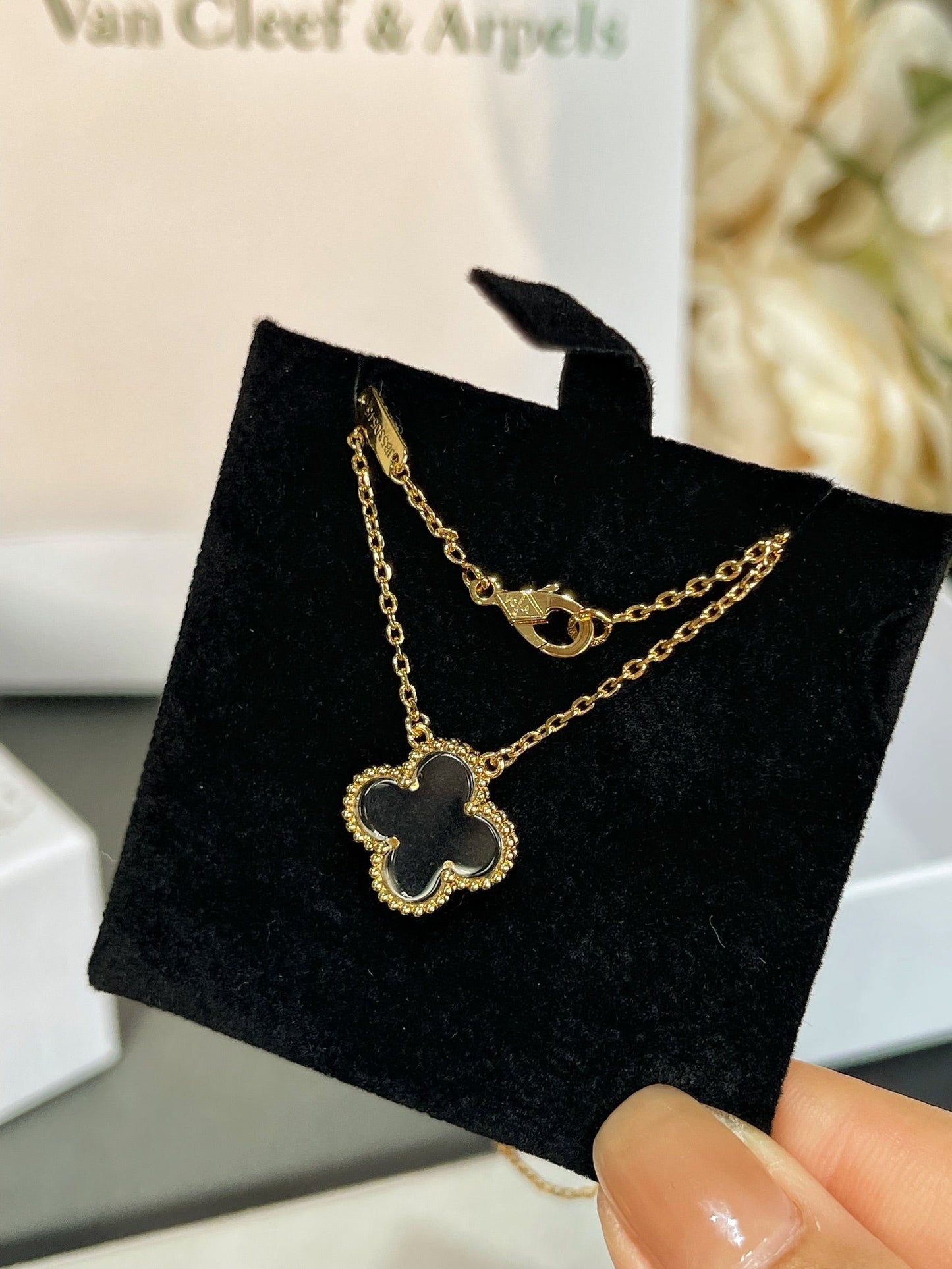 [Olivia JW]CLOVER ROCK CRYSTAL ROSE GOLD NECKLACE