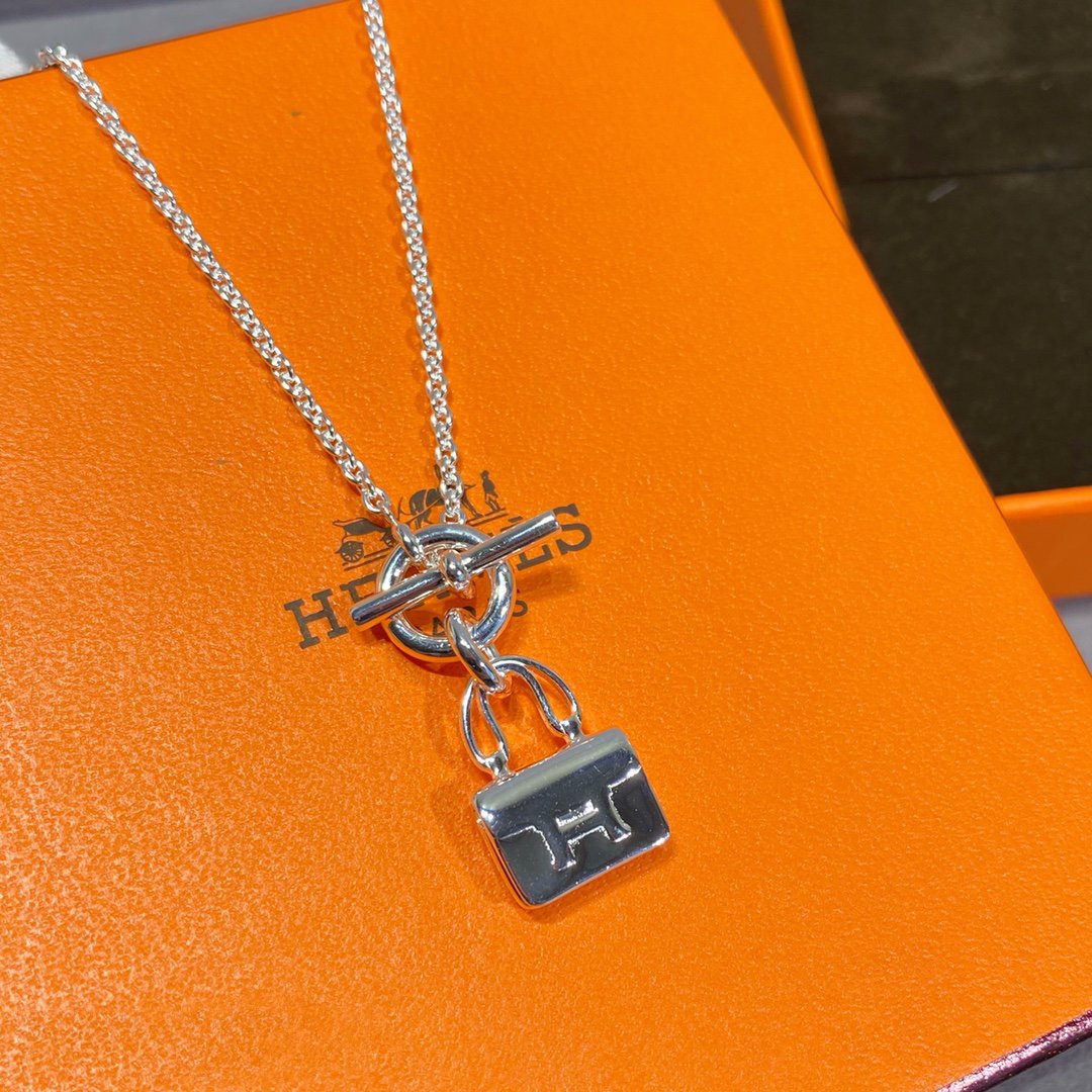 [Olivia JW]CONSTANCE PEDANT SILVER NECKLACE