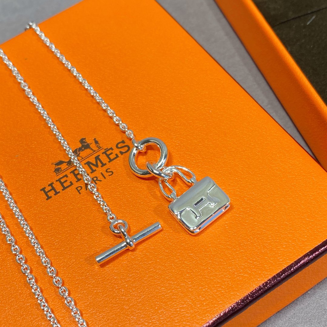 [Olivia JW]CONSTANCE PEDANT SILVER NECKLACE