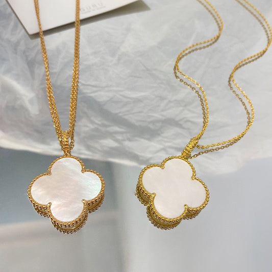[Olivia JW]CLOVER 25MM MOP LARGE PENDANT NECKLACE