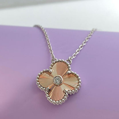 [Olivia JW]CLOVER 15MM DIAMOND LASER NECKLACE- CHRISTMAS 2024 SPECIAL EDITION
