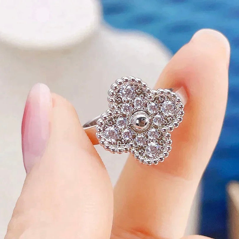 [Olivia JW]CLOVER DIAMOND RING