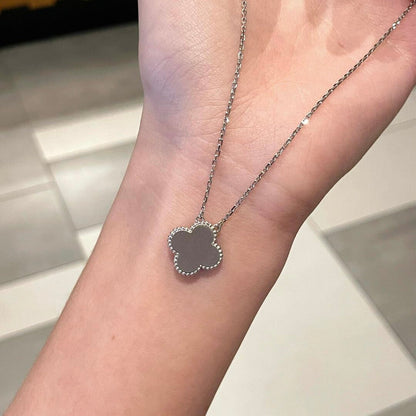 [Olivia JW]CLOVER 15MM DIAMOND LASER NECKLACE- CHRISTMAS 2024 SPECIAL EDITION