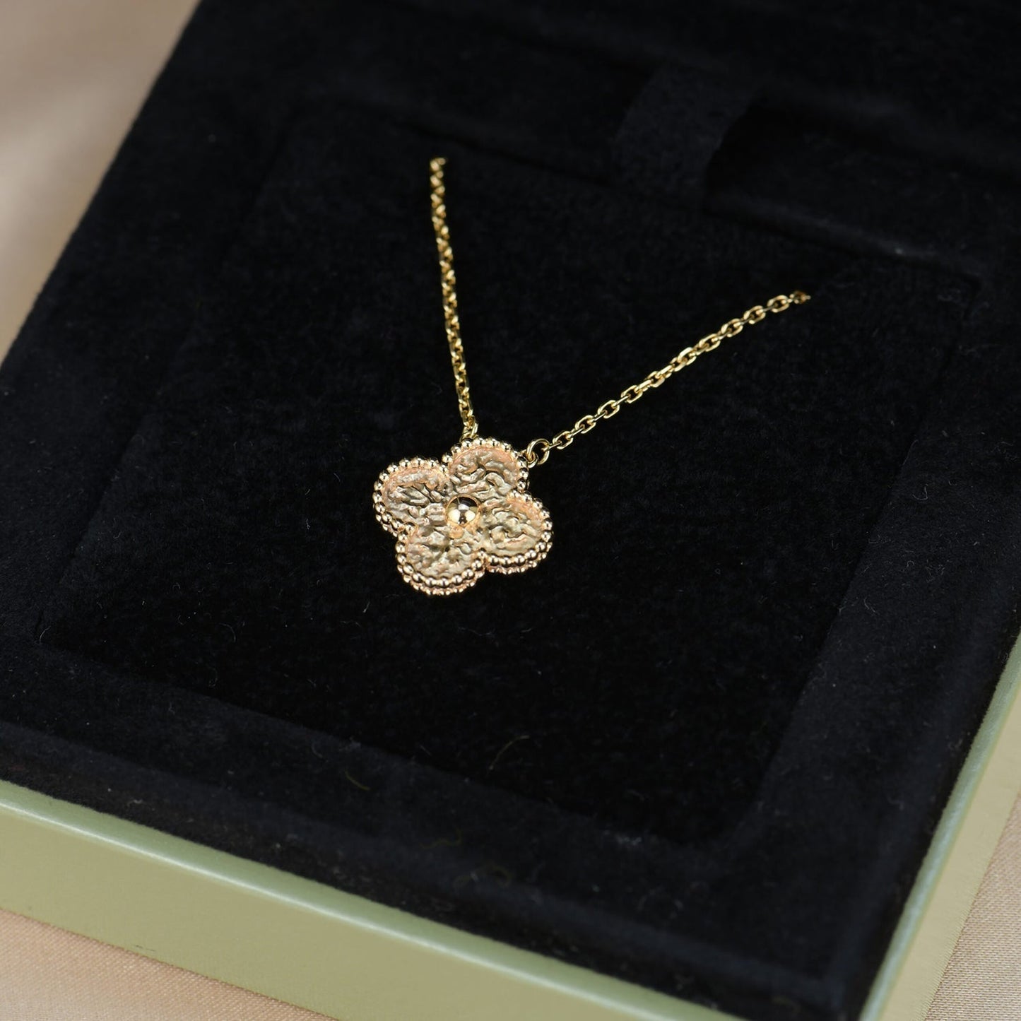 [Olivia JW]CLOVER 15MM  BRONZING NECKLACE
