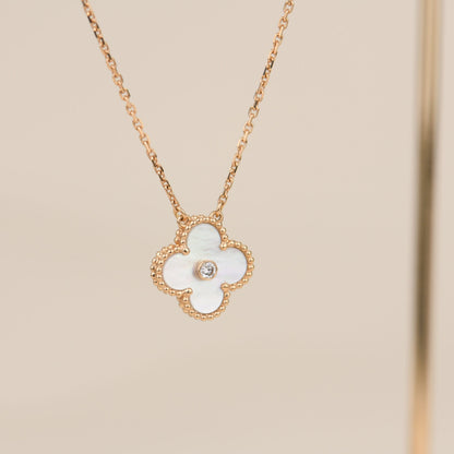 [Olivia JW]CLOVER 15MM DIAMOND WHITE FRITILLARIA NECKLACE