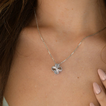 [Olivia JW]CLOVER  15MM DIAMOND LASER NECKLACE SILVER