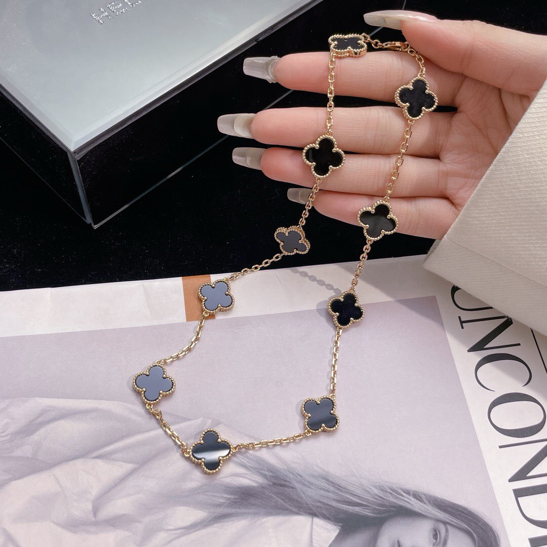 [Olivia JW]CLOVER 10 MOTIFS ONYX NECKLACE