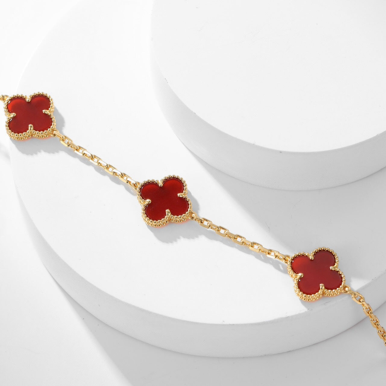 [Olivia JW]CLOVER 10 MOTIFS CARNELIAN NECKLACE