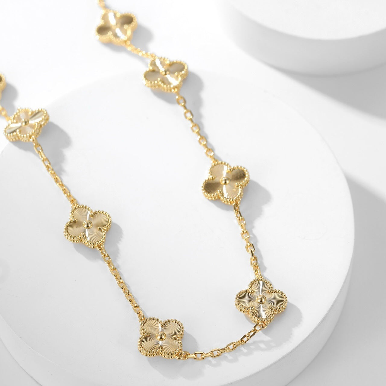 [Olivia JW]CLOVER 10 MOTIFS LASER NECKLACE