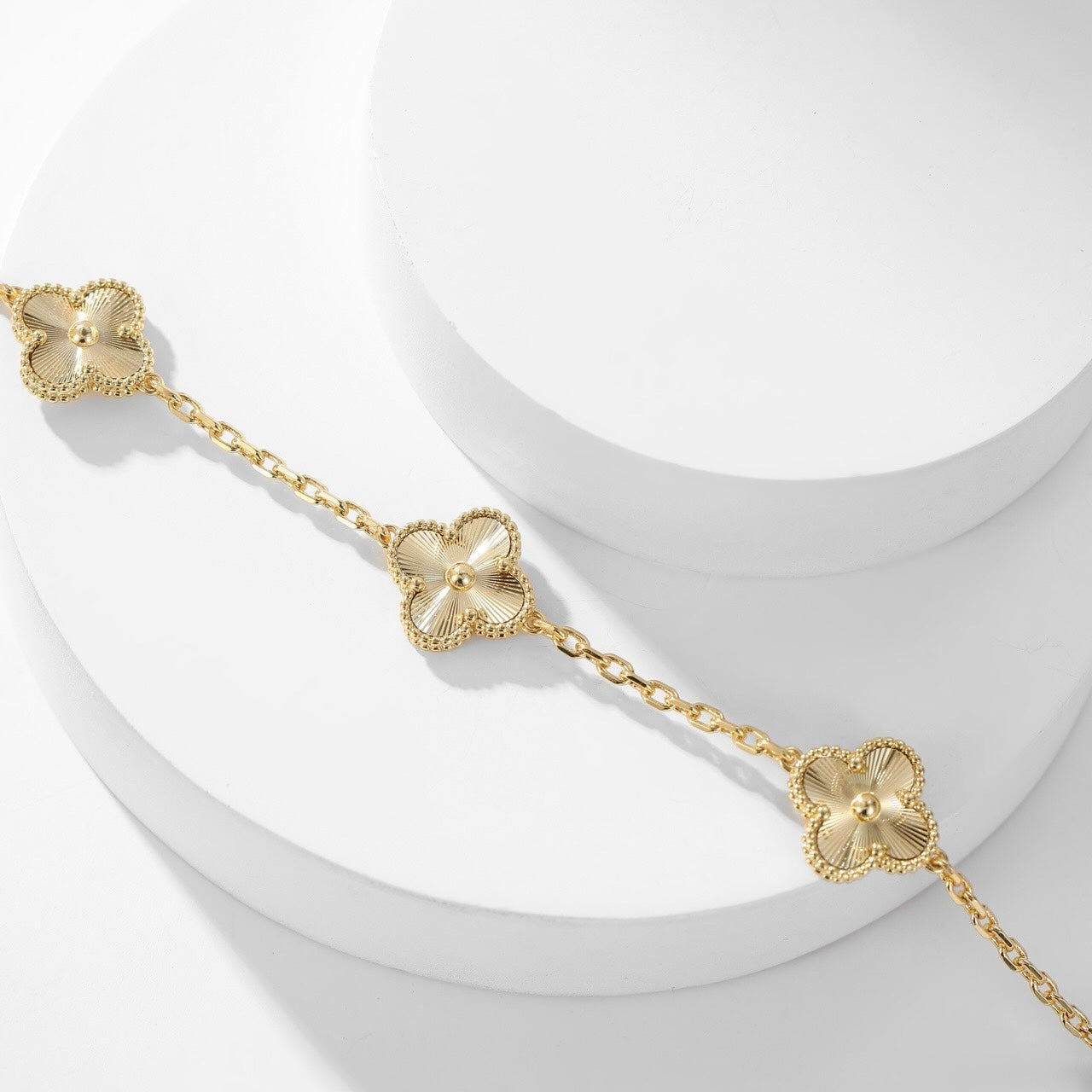 [Olivia JW]CLOVER 10 MOTIFS LASER NECKLACE