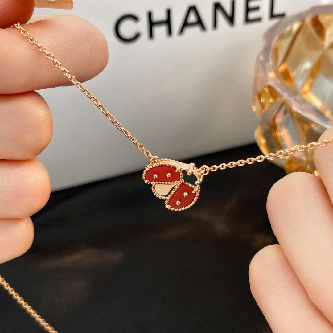[Olivia JW]LUCKY  CARNELIANS LADYBUG NECKLACE