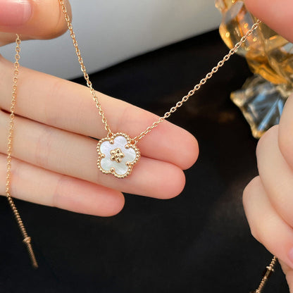 [Olivia JW]LUCKY  WHITE MOP  PLUM BLOSSOM NECKLACE