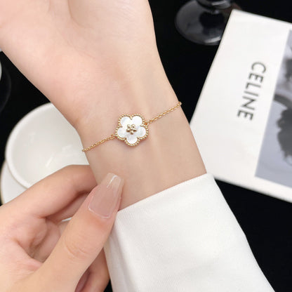 [Olivia JW]LUCKY WHITE MOP PLUM BLOSSOM  BRACELET