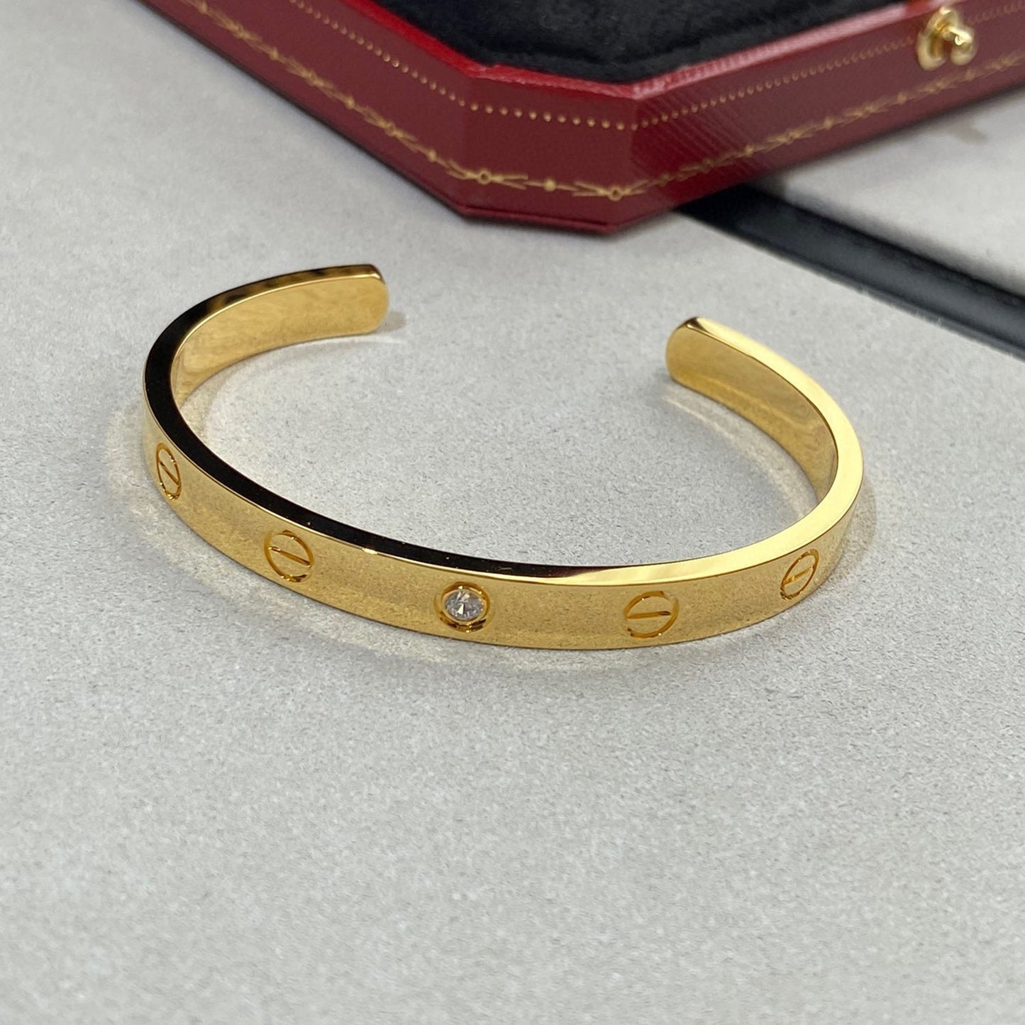 [Olivia JW]LOVE BRACELET 6.1MM 1 DIAMOND OPEN CUFF