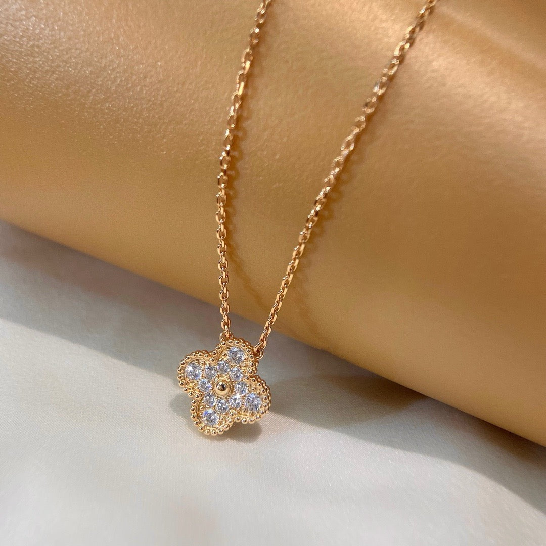 [Olivia JW]CLOVER 15MM DIAMOND SINGLE FLOWER NECKLACE