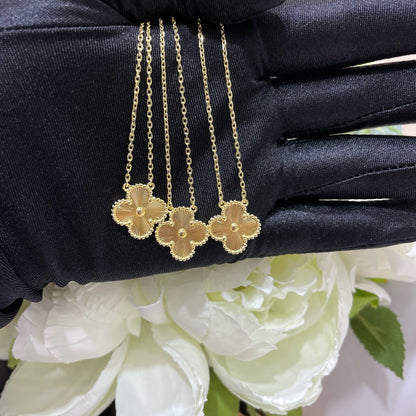 [Olivia JW]CLOVER 15MM LASER NECKLACE