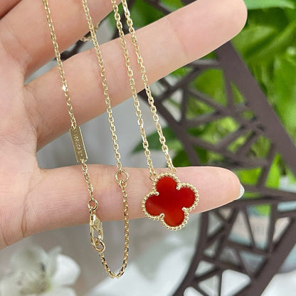 [Olivia JW]CLOVER 15MM CARNELIAN SINGLE FLOWER NECKLACE