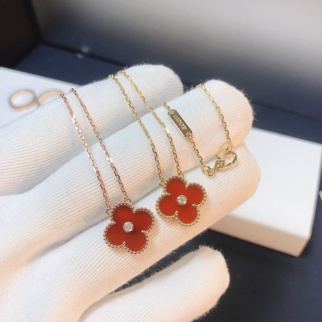 [Olivia JW]CLOVER 15MM DIAMOND CARNELIAN NECKLACE