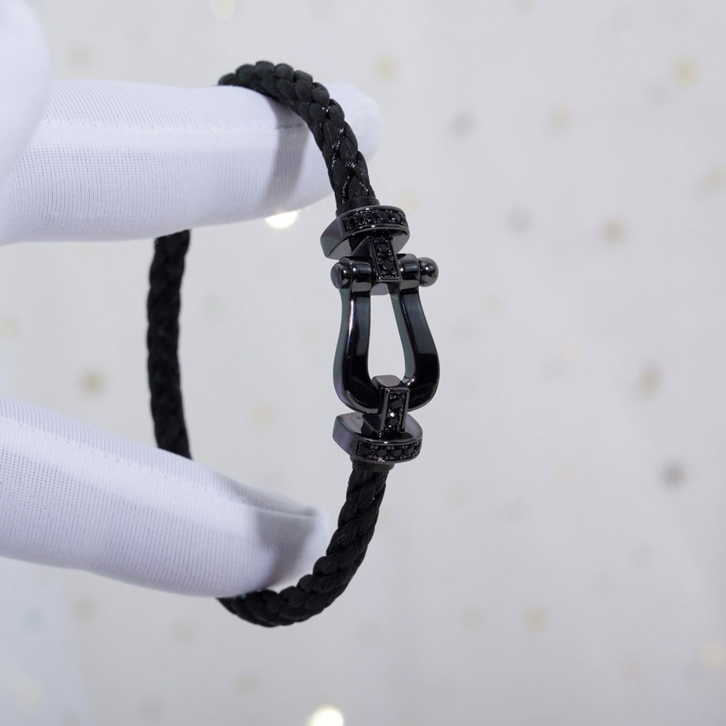 [Olivia JW]FORCE LARGE SERIES HORSESHOE BLACK SAMURAI BRACELET