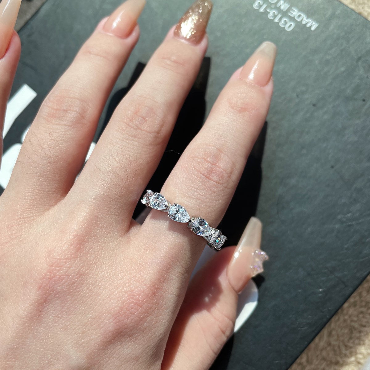 [Olivia JW]Exquisite Pear Cut Tennis Ring