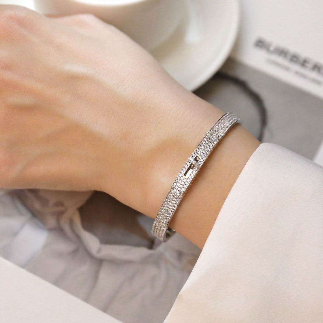 [Olivia JW]KELLY BRACELET DIAMOND PAVED