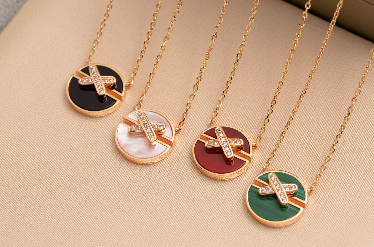 [Olivia JW]JEUX DE PINK GOLD DIAMOND NECKLACE