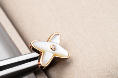 [Olivia JW]JEUX DE WHITE MOP ROSE GOLD DIAMOND EARRINGS