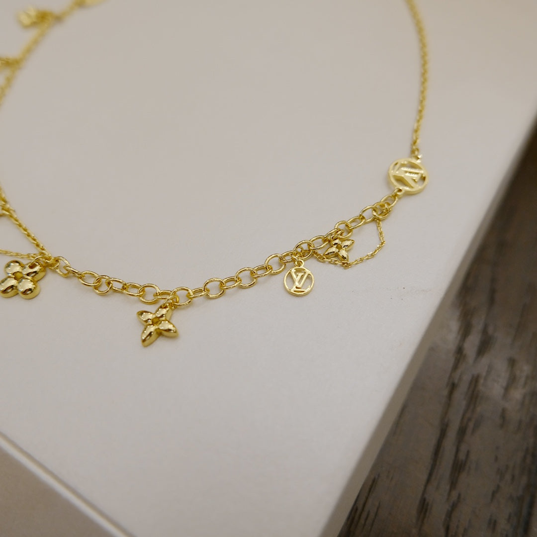 [Olivia JW]BLOOMING SUPPLE NECKLACE BRASS