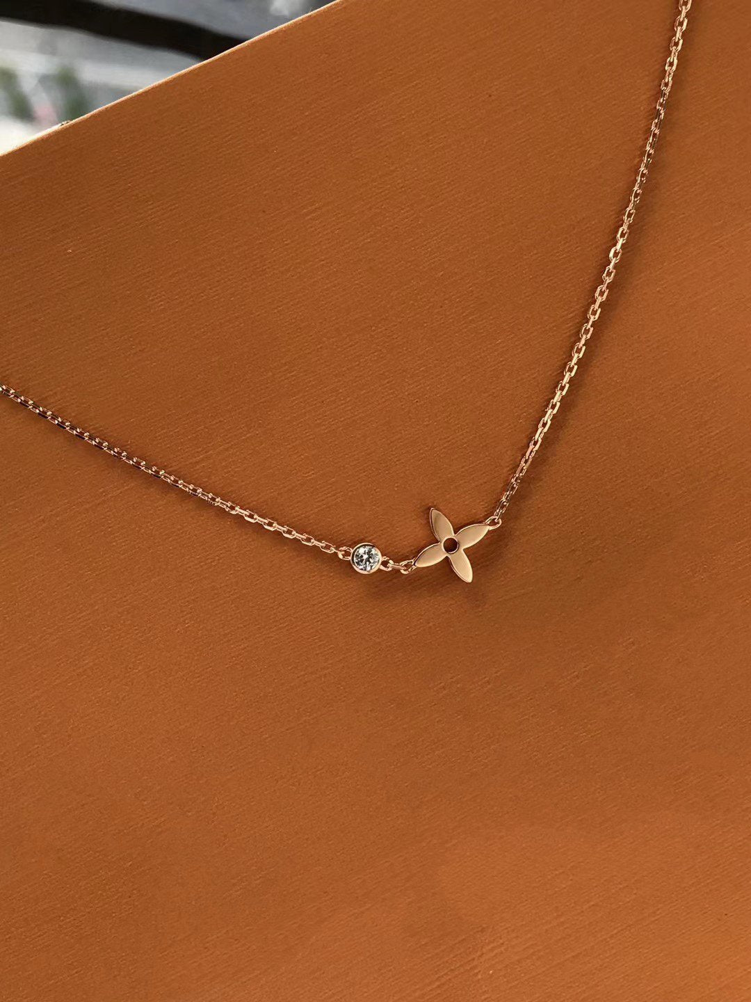 [Olivia JW]BLOSSOM PENDANT PINK GOLD AND DIAMOND