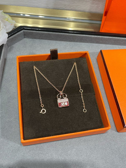 [Olivia JW]H CIRCE MOISSANITE PENDANT NECKLACE GOLD