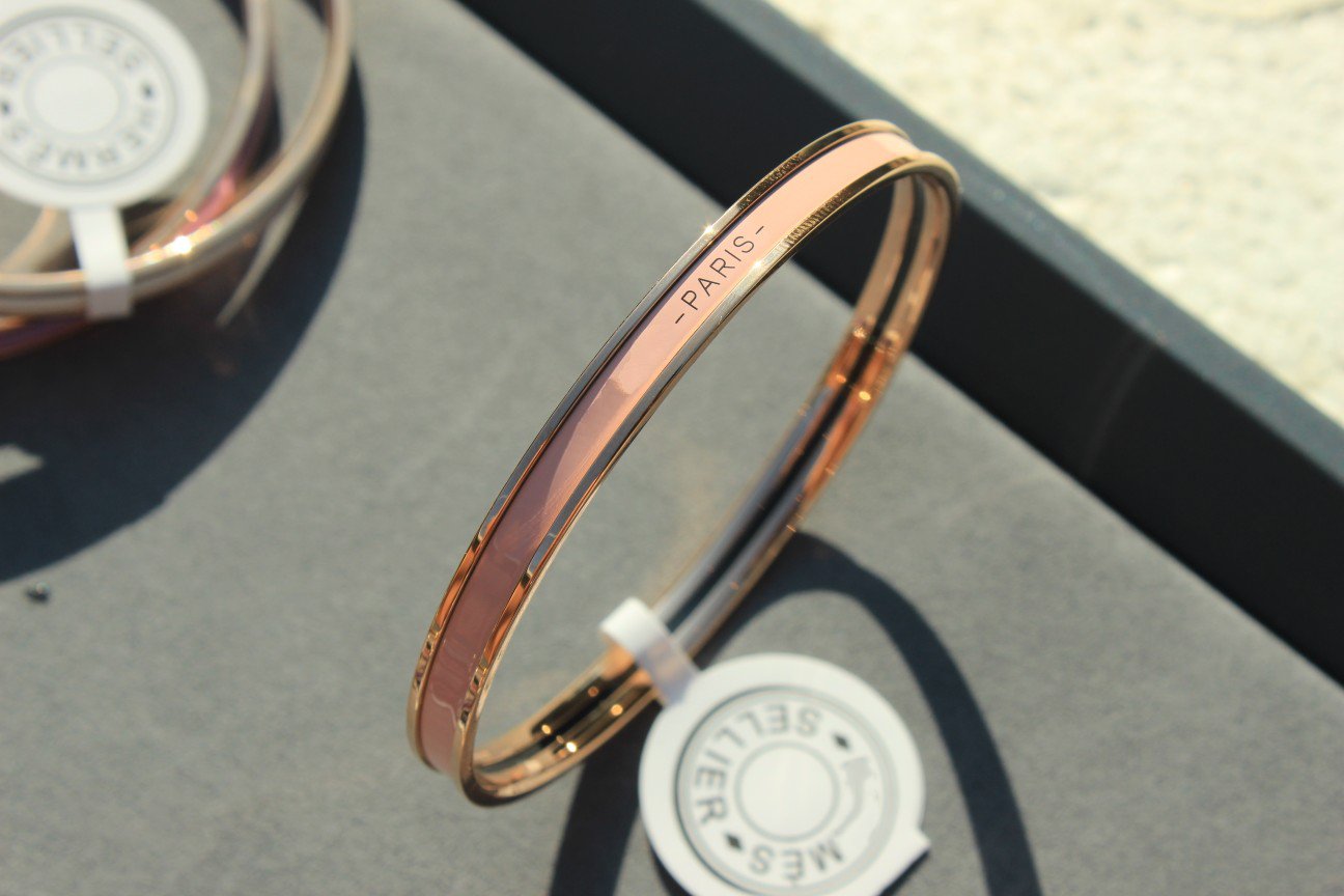 [Olivia JW]HM UNI BANGLE BAG
