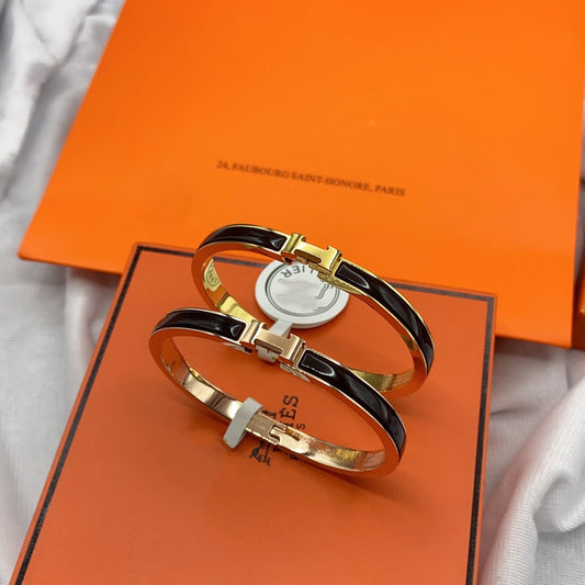 [Olivia JW]CLASSIC HM CLIC BLACK 8MM ENAMEL BRACELET