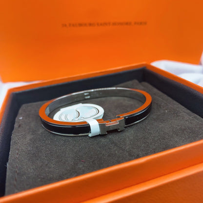 [Olivia JW]CLASSIC HM CLIC BLACK 8MM ENAMEL BRACELET
