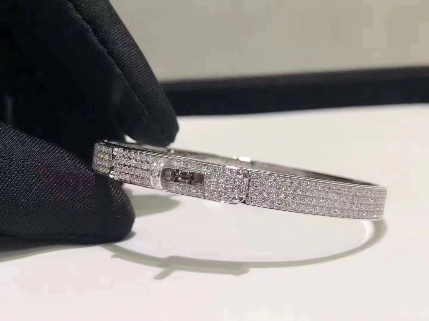 [Olivia JW]HM KELLY BRACELET IN SILVER AND FULL PAVE DIAMOND