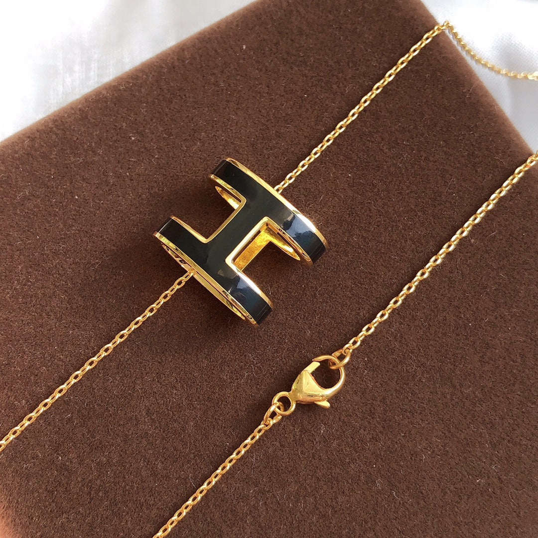 [Olivia JW]HM CLIC BLACK ENAMEL GOLD NECKLACE