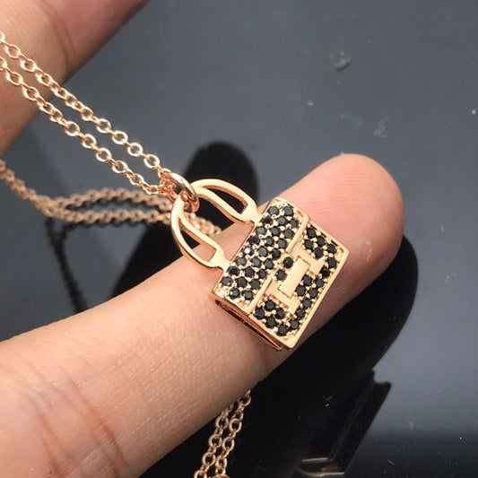 [Olivia JW]HM NECKLACE ARRIVAL BLACK DIAMOND