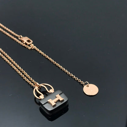 [Olivia JW]WOMEN'S HM AMULETTES CONSTANCE PENDANT NECKLACE