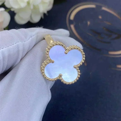 [Olivia JW]CLOVER WHITE MOP RING