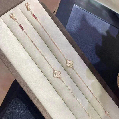 [Olivia JW]CLOVER SINGLE FLOWER BRACELET
